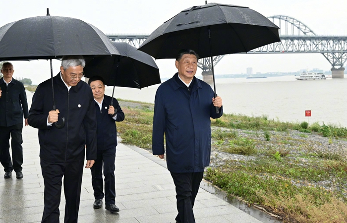 习近平在江西九江市考察调研