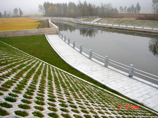 桓仁县东大河防洪治理工程景观步道