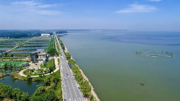 让丰富资源变“财源”、水流变“现金流”